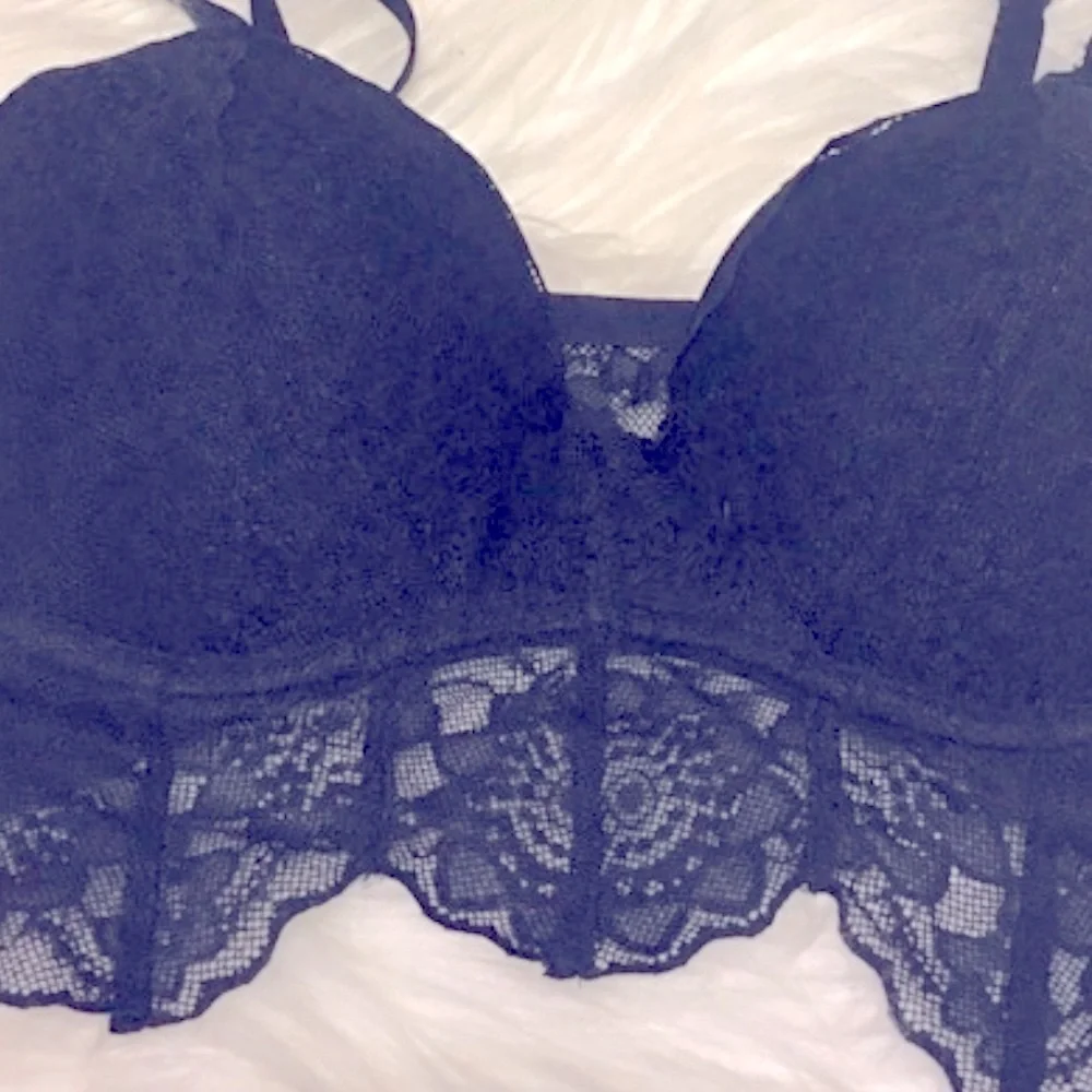 Victoria’s Secret Lace PINK Black Push-up Bralette